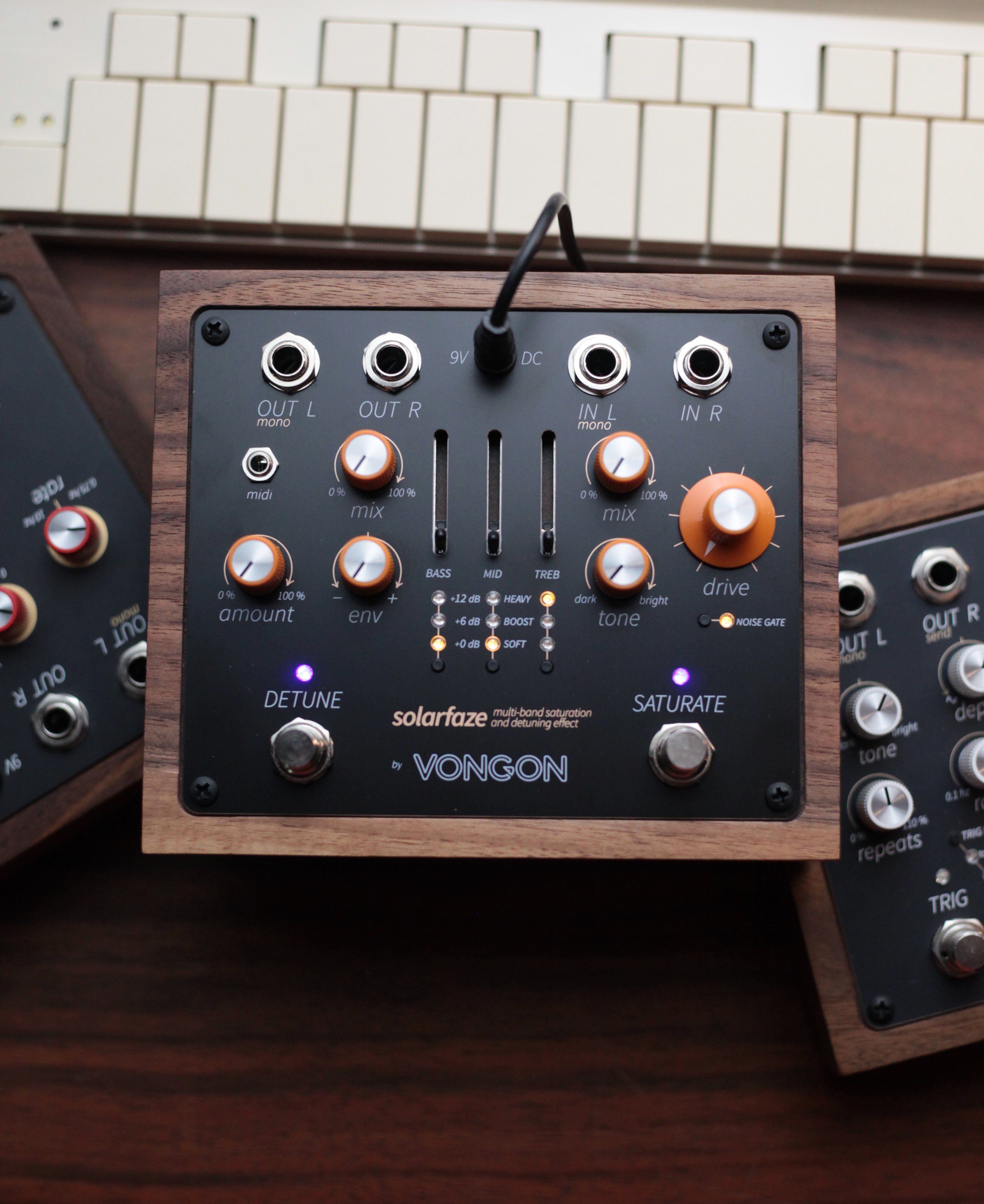 SOLARFAZE – Vongon